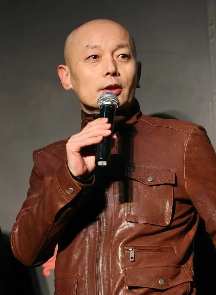 葛优丁克 37 年,67 岁无儿无女,他后悔了吗?