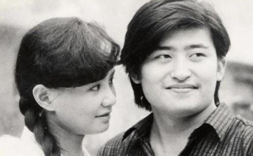 刘欢老师从光芒四射到满头白发,背后原因令人唏嘘