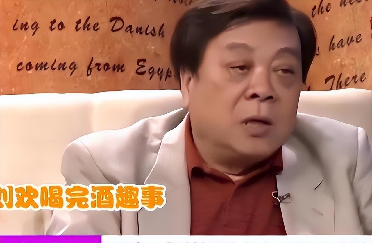 刘欢老师从光芒四射到满头白发,背后原因令人唏嘘