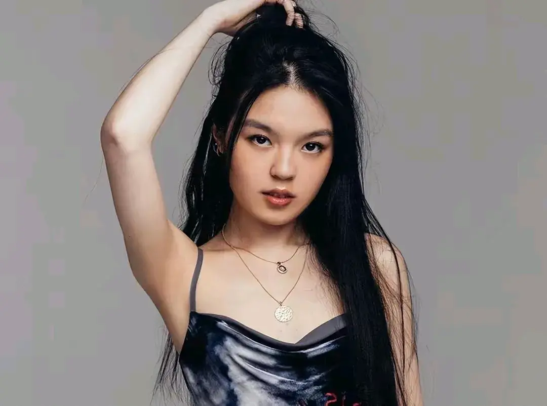 揭秘李咏生命终章:爱的绝唱与跨越生死的抉择