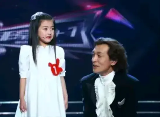揭秘李咏生命终章:爱的绝唱与跨越生死的抉择