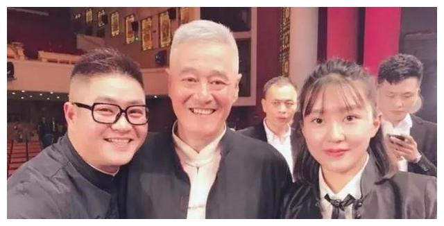 蒋依杉吴云飞直播互动引关注,戏里戏外关系大揭秘