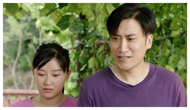 蒋依杉吴云飞直播互动引关注,戏里戏外关系大揭秘
