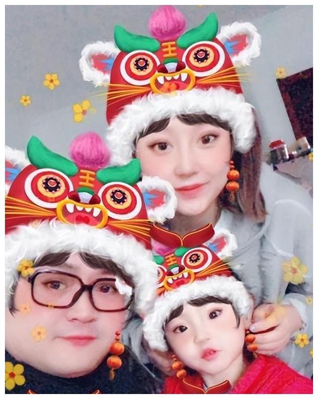 蒋依杉吴云飞直播互动引关注,戏里戏外关系大揭秘