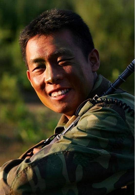 张译分享与孙俪合作趣事,拍戏时孙俪老公抱孩子探班,幕后温情满满