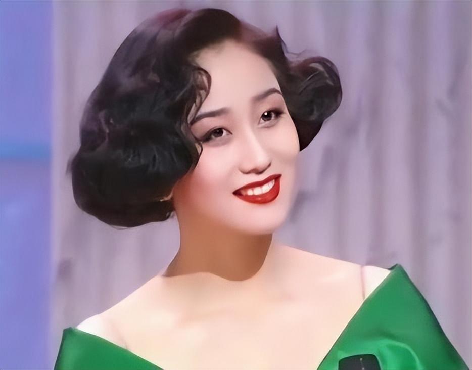 李连杰利智 34 年爱情长跑,背后故事令人唏嘘