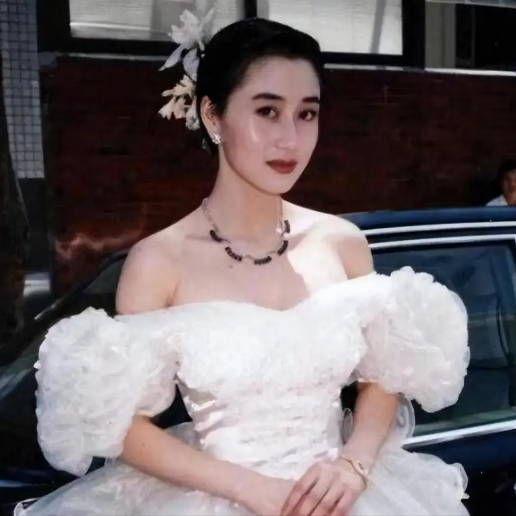 李连杰利智 34 年爱情长跑,背后故事令人唏嘘