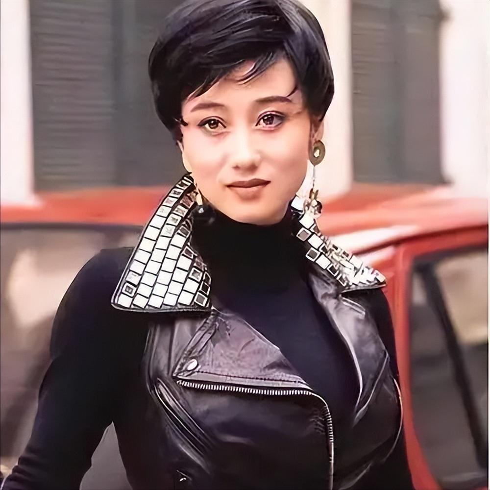 李连杰利智 34 年爱情长跑,背后故事令人唏嘘