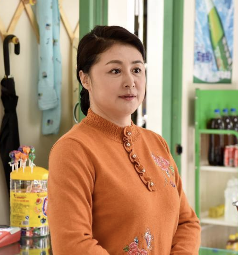 于月仙因车祸去世,背后原因引网友热议