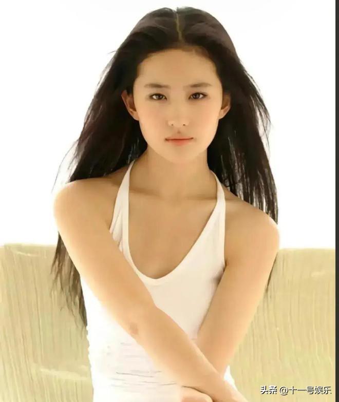 揭秘吻戏背后的压力与挣扎:吴彦祖何美钿水下亲吻镜头的幕后故事