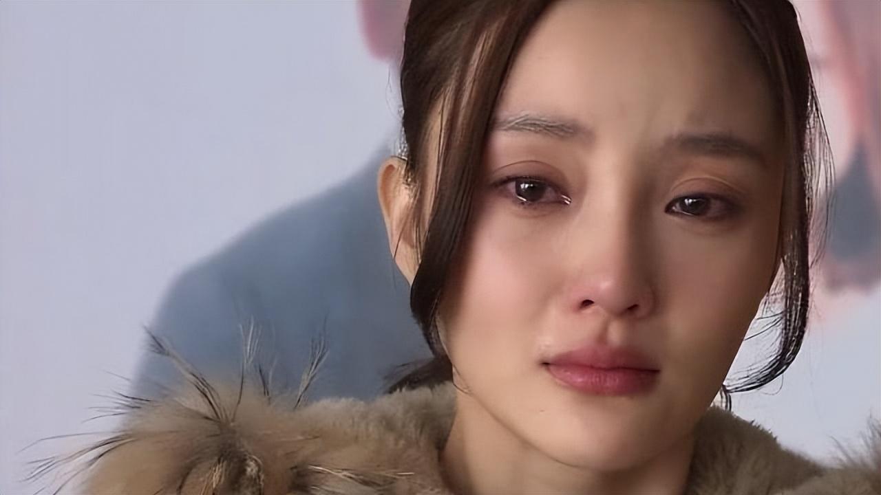 李小璐妈妈张伟欣:从舞蹈演员到影坛金花,她的传奇人生
