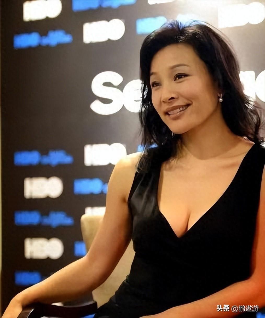春晚风波:她领养孩子后又抛弃,还跑到国外演绎不堪角色,到底说了什么?