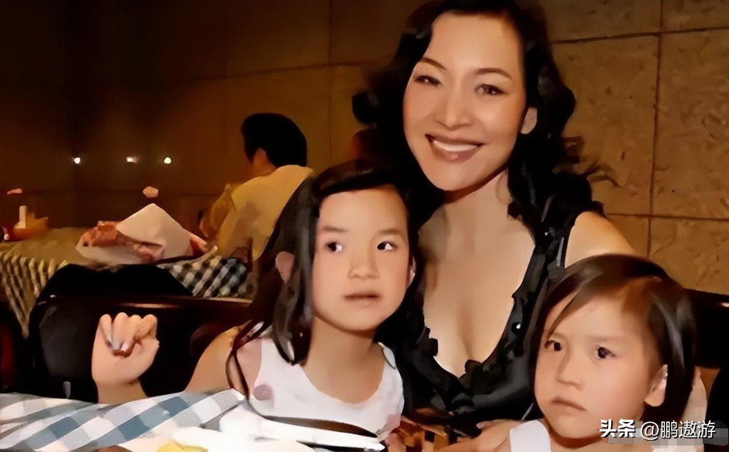 春晚风波:她领养孩子后又抛弃,还跑到国外演绎不堪角色,到底说了什么?