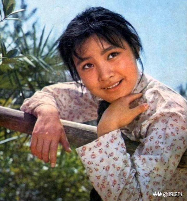 春晚风波:她领养孩子后又抛弃,还跑到国外演绎不堪角色,到底说了什么?