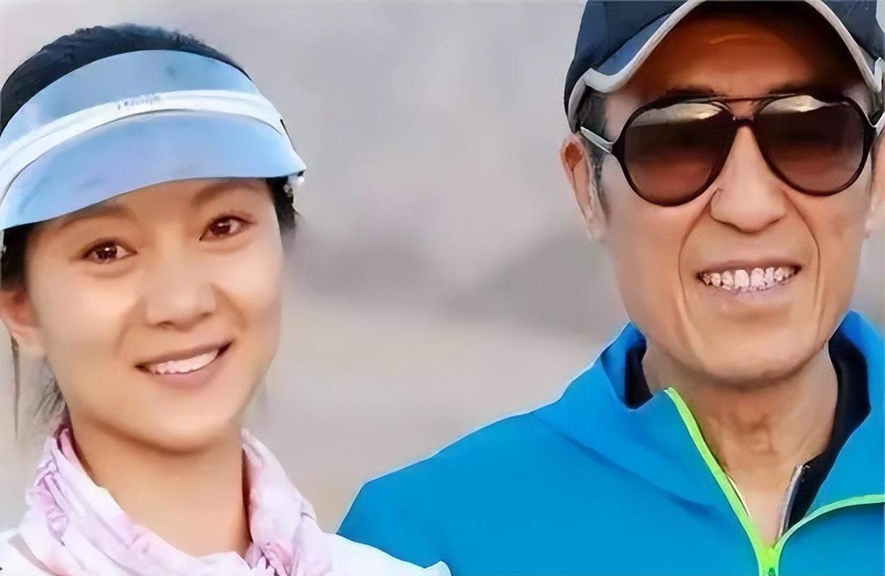 张艺谋与陈婷的爱情故事:从选角到怀孕,娱乐圈的佳话