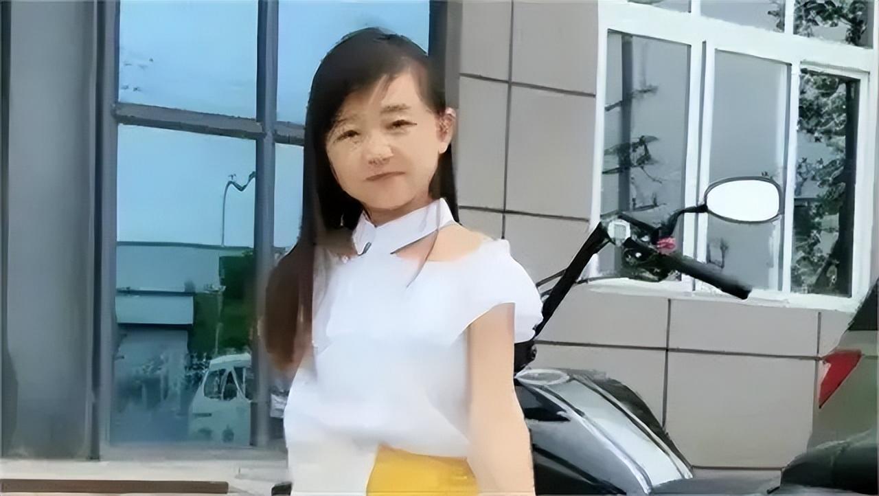 身高困扰下的杨萍:从埋怨到外出打工,她如何改变生活?