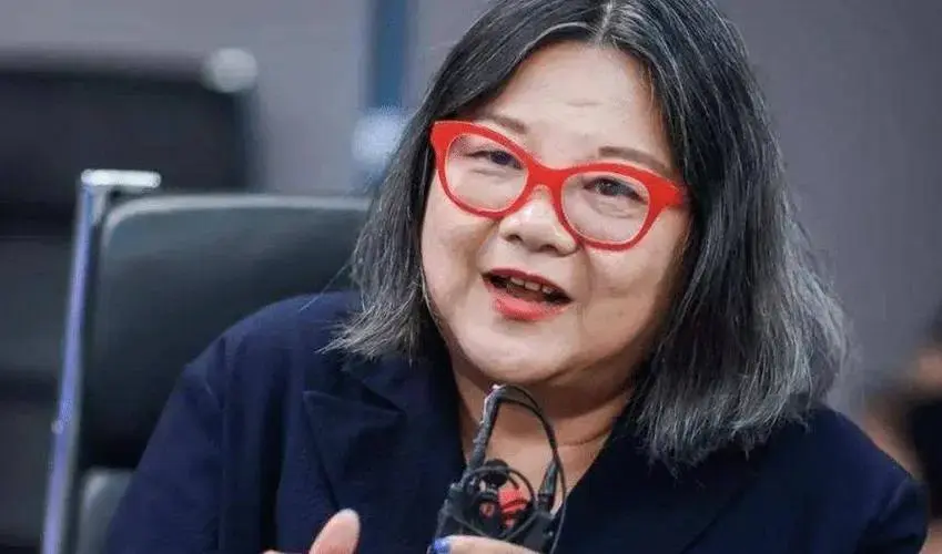 迪奥活动众星云集,迪丽热巴透视装引关注,王子文长发造型温柔,刘嘉玲成最大亮点