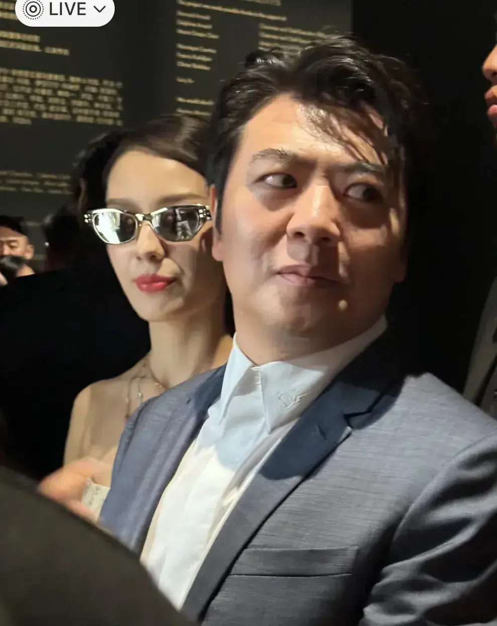 迪奥活动众星云集,迪丽热巴透视装引关注,王子文长发造型温柔,刘嘉玲成最大亮点