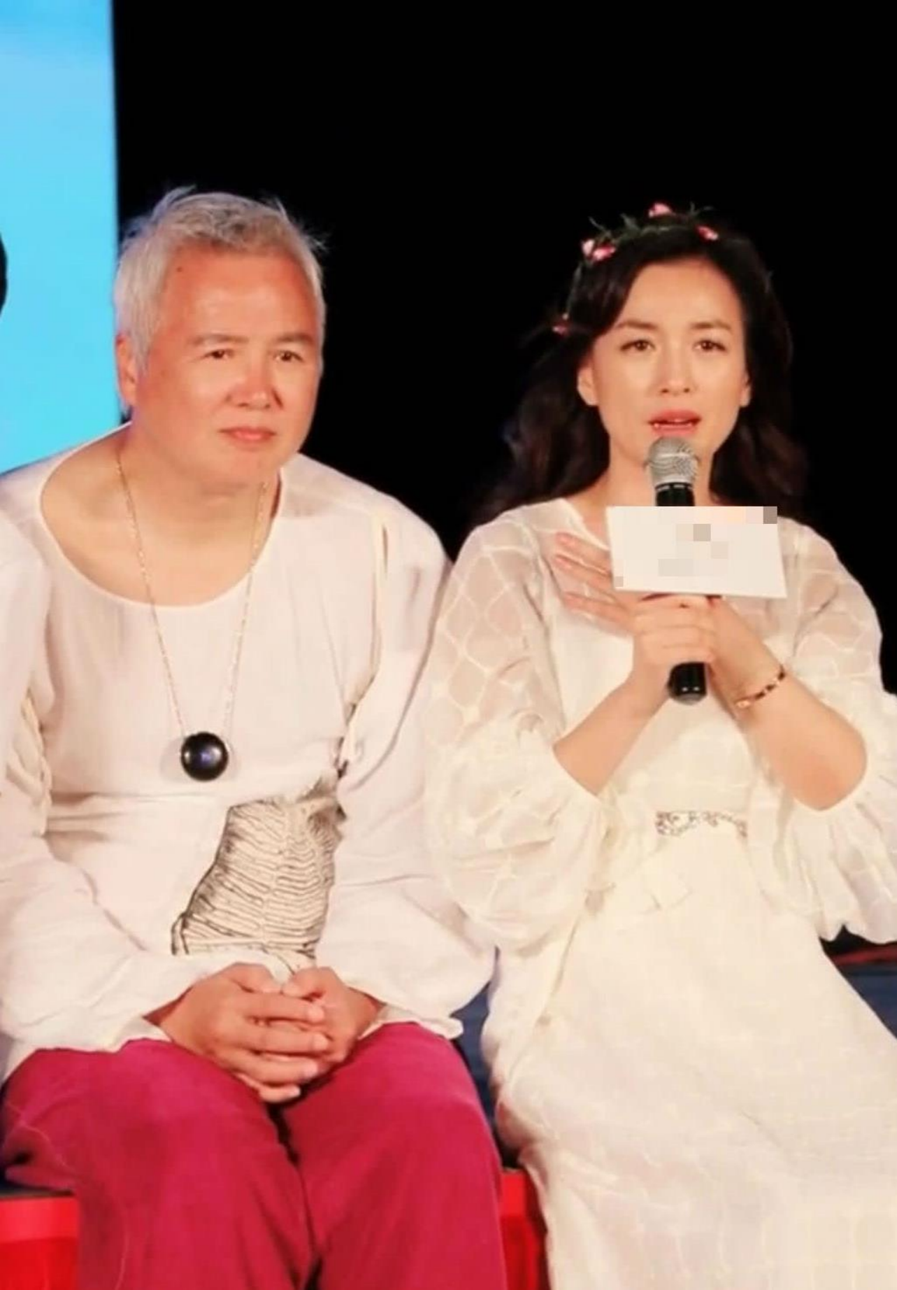 林瑞阳晒一家三口照引热议,与前妻曾哲贞分手原因成谜