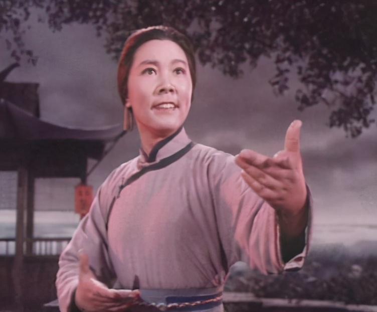 京剧沙家浜:特殊时期的红色经典,阿庆嫂的故事鼓舞人心
