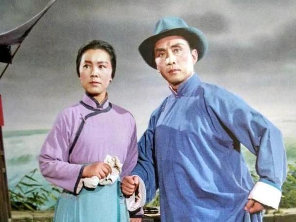 京剧沙家浜:特殊时期的红色经典,阿庆嫂的故事鼓舞人心