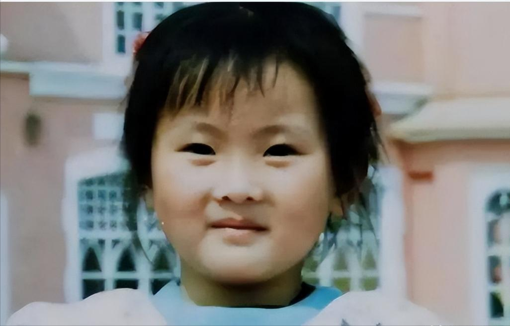 被父母抛弃的小女孩,如何成为让全国骄傲的奥运冠军?