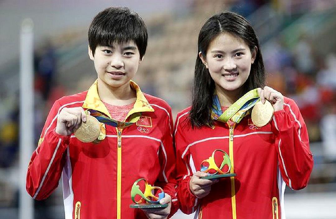 被父母抛弃的小女孩,如何成为让全国骄傲的奥运冠军?