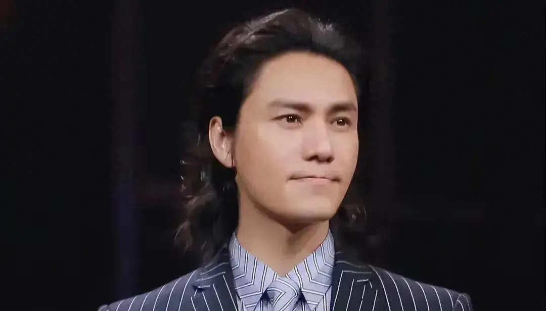 陈坤儿子陈尊佑长相引猜测,其母身份成娱乐圈未解之谜