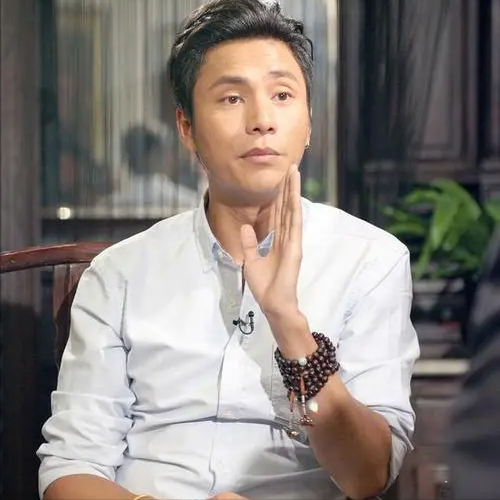 陈坤儿子陈尊佑长相引猜测,其母身份成娱乐圈未解之谜