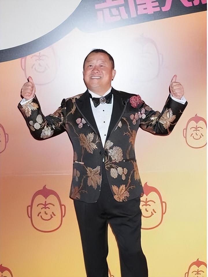 曾志伟:从被宠坏的小阿哥到香港影坛红人,家世背景惊人