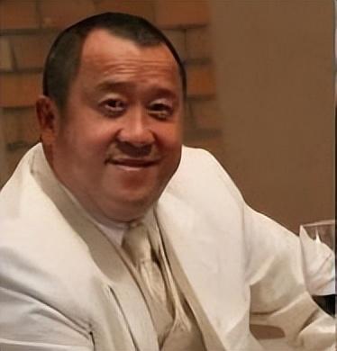 曾志伟:从被宠坏的小阿哥到香港影坛红人,家世背景惊人