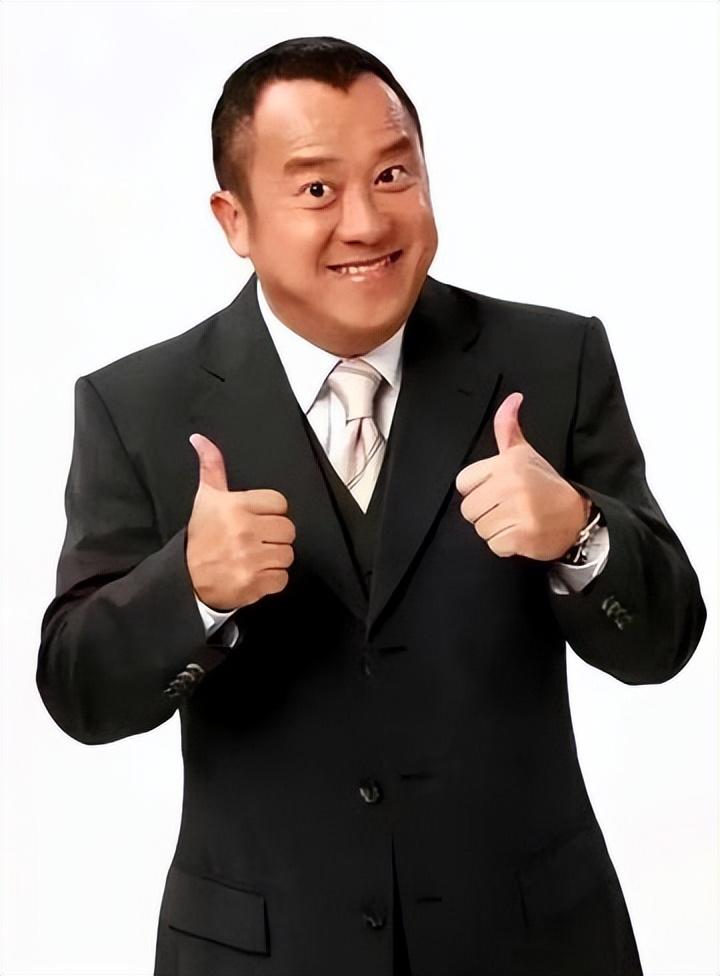 曾志伟:从被宠坏的小阿哥到香港影坛红人,家世背景惊人