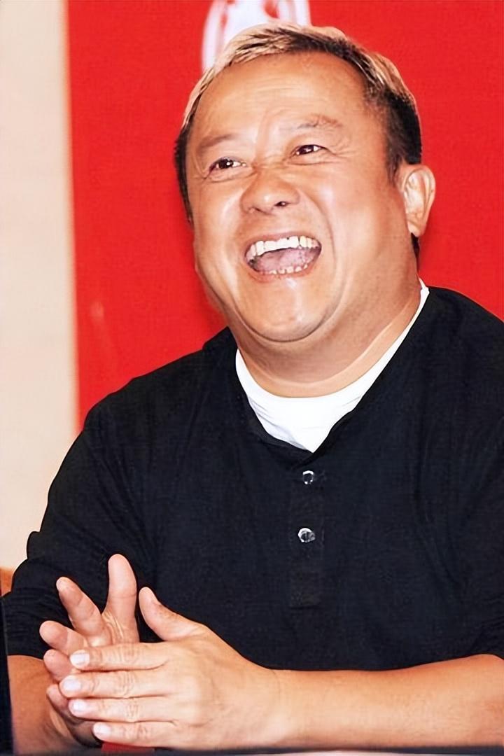 曾志伟:从被宠坏的小阿哥到香港影坛红人,家世背景惊人