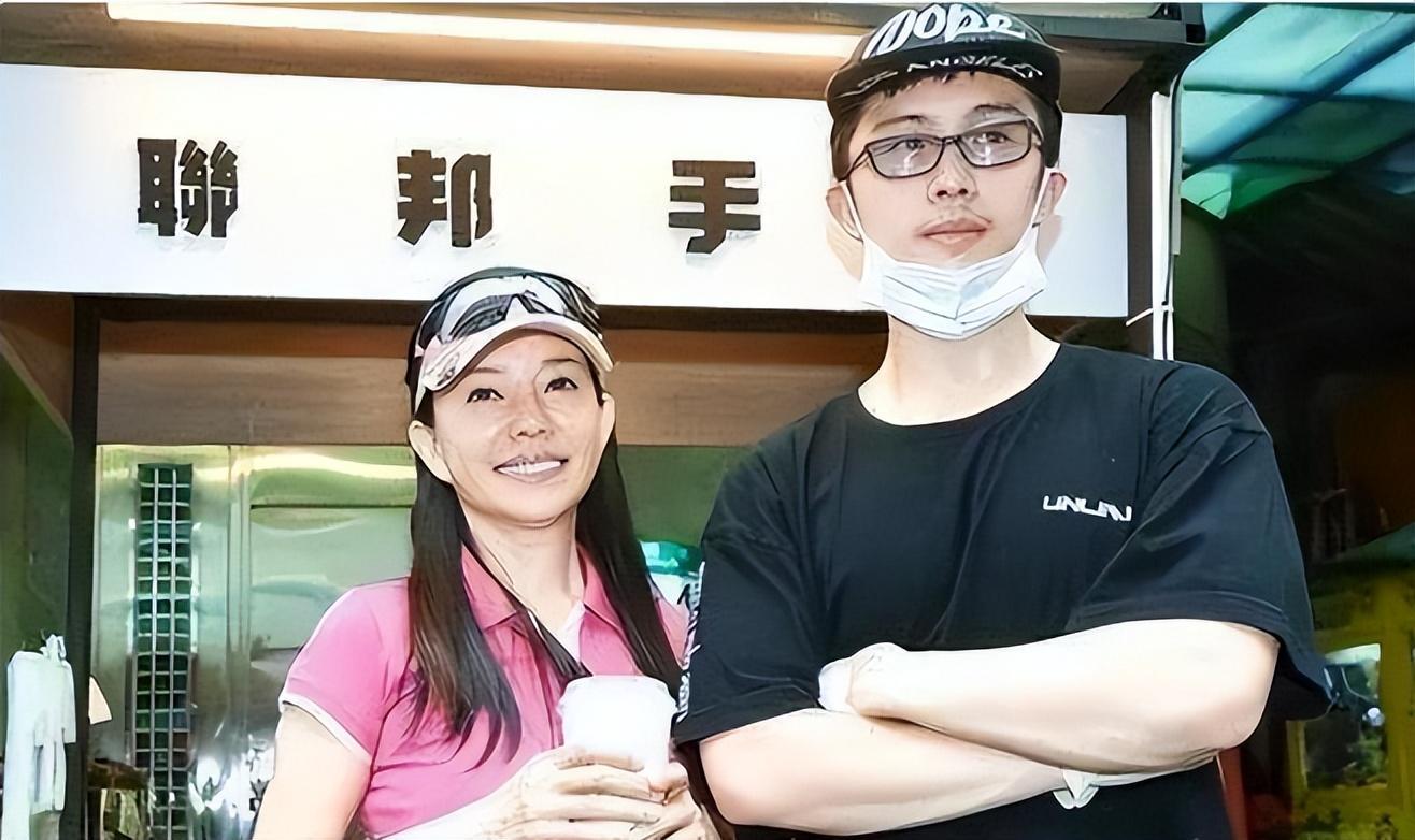 狄莺:从巅峰跌落谷底,溺爱背后的真相究竟如何?