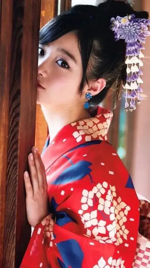 桥本环奈:从偶像到实力派的华丽蜕变,揭开她不为人知的另一面