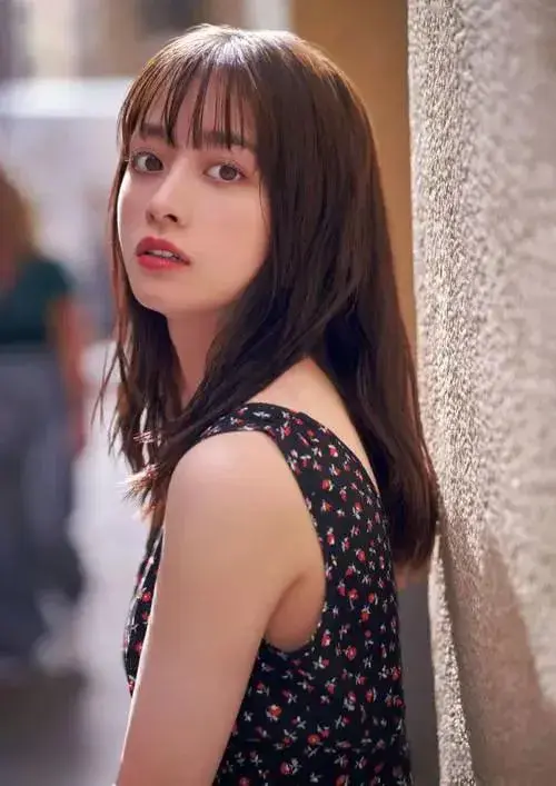 桥本环奈:从偶像到实力派的华丽蜕变,揭开她不为人知的另一面
