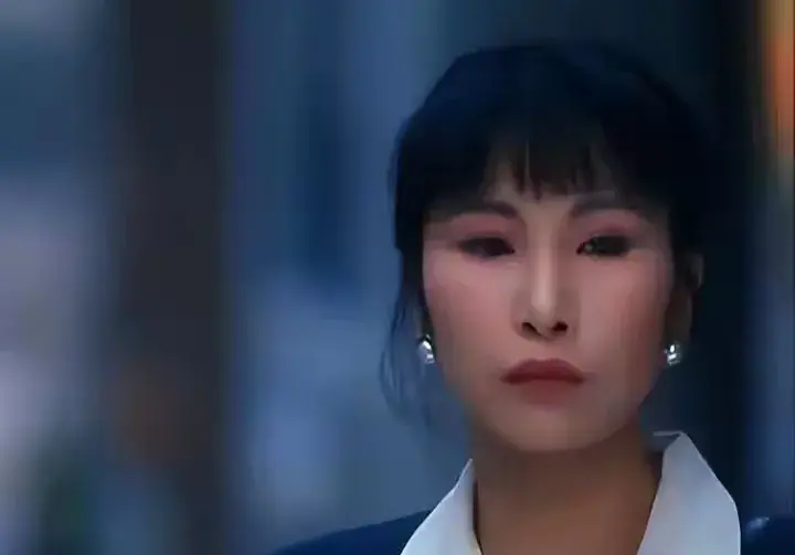 风月女星李华月的传奇人生:从贫困辍学到幸福家庭主妇