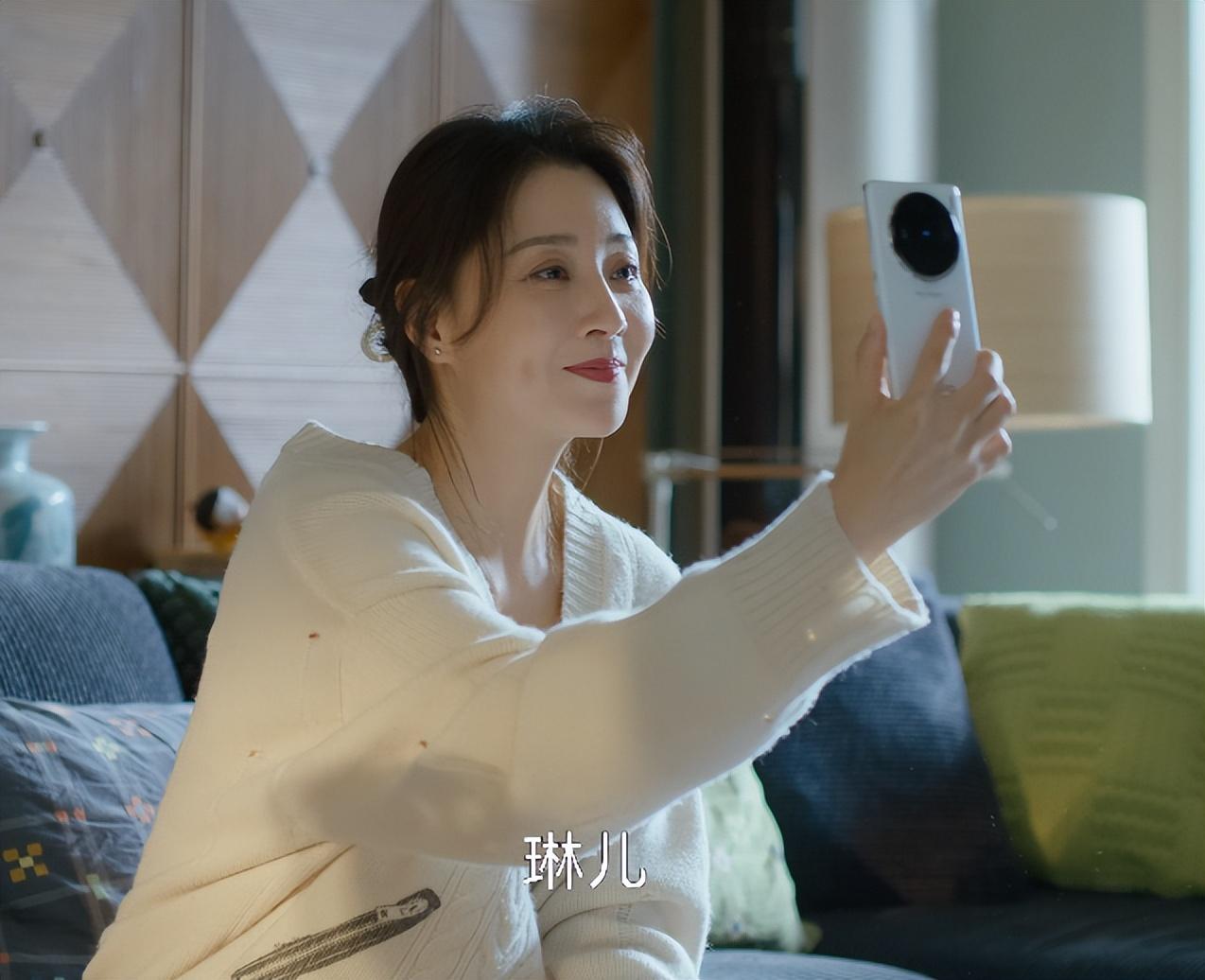 凡人歌热度稳站第一,主角演技排名引热议