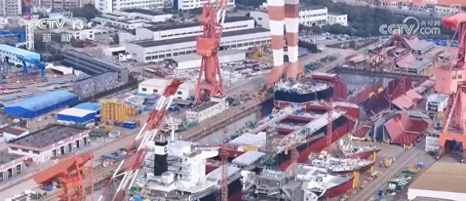 8 月我国工业生产总体平稳,产业高端化、智能化、绿色化态势明显