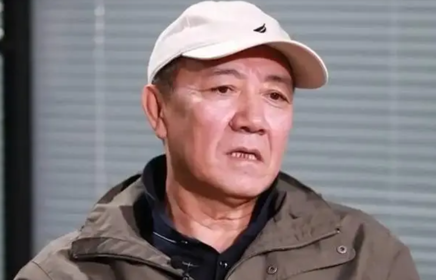 李幼斌被儿子怨恨 30 年,抛妻弃子的行为让他遗憾终生