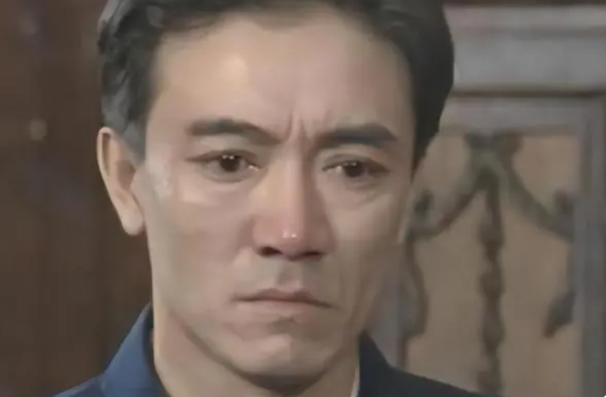 李幼斌被儿子怨恨 30 年,抛妻弃子的行为让他遗憾终生