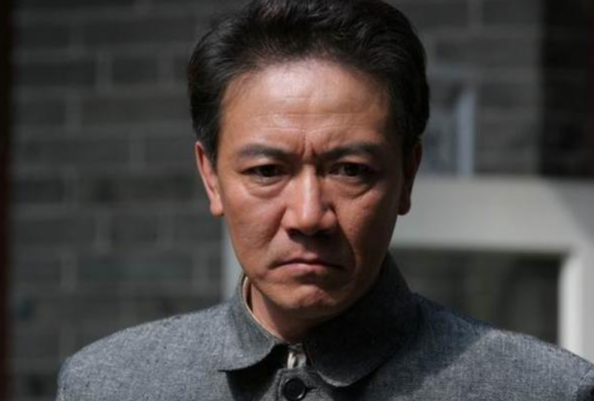 李幼斌被儿子怨恨 30 年,抛妻弃子的行为让他遗憾终生